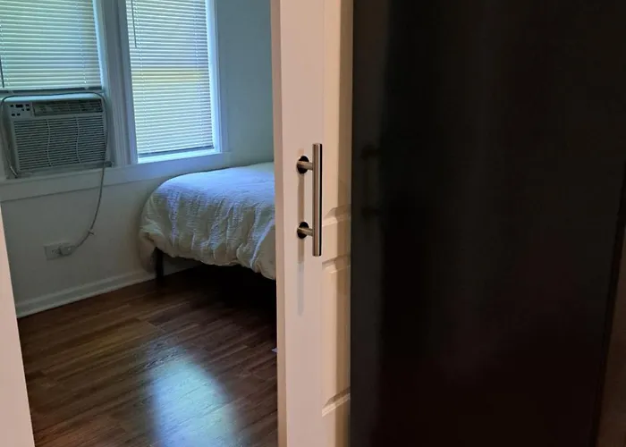 Apartment Ravine House Waukegan